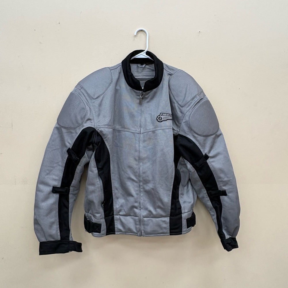 Firstgear  Grey motorcycle jacket 
Size Large 22x26
